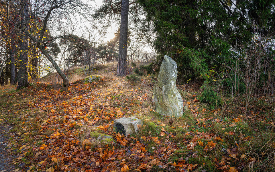 Stenblock i granit, foto.